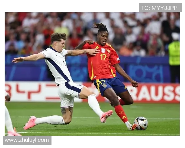 西班牙足球集训揭秘：提升技战术水平与团队默契的关键时刻